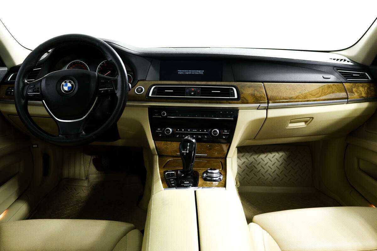 Купить BMW 7 серии 750i xDrive, 2011, 195 114 км, фото №10
