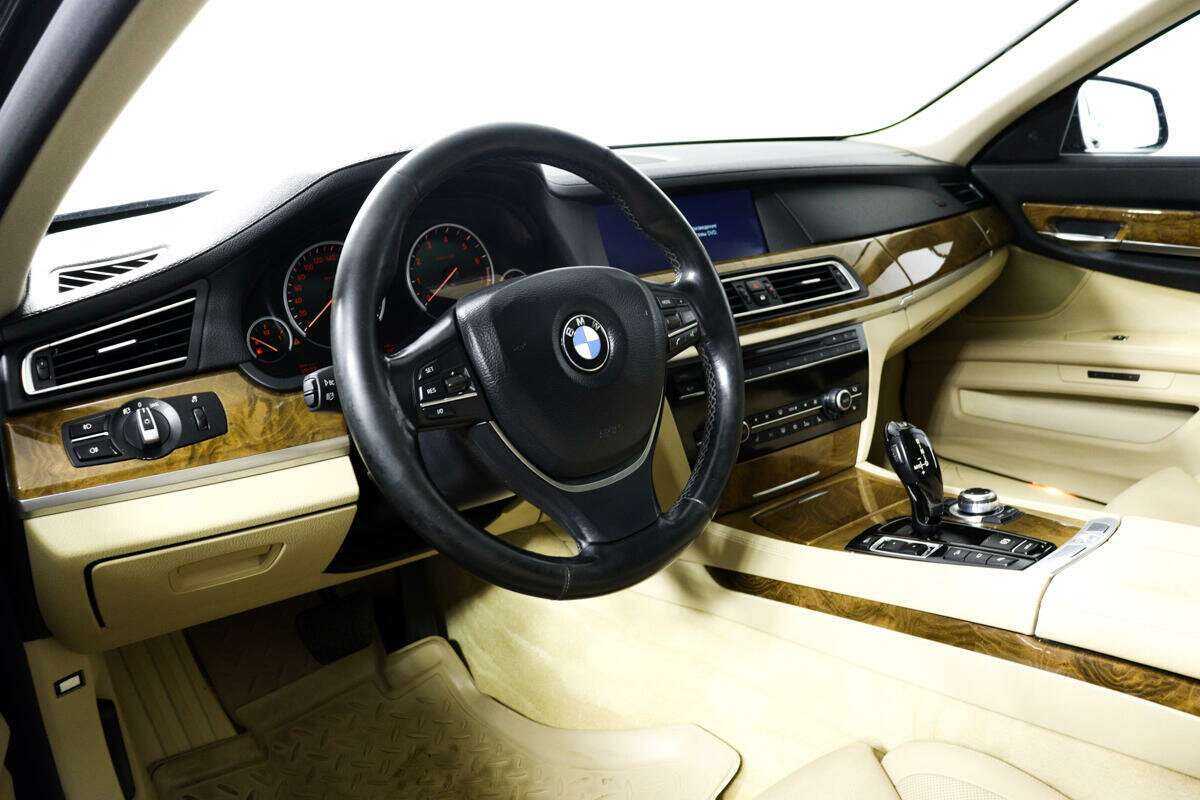 Купить BMW 7 серии 750i xDrive, 2011, 195 114 км, фото №12