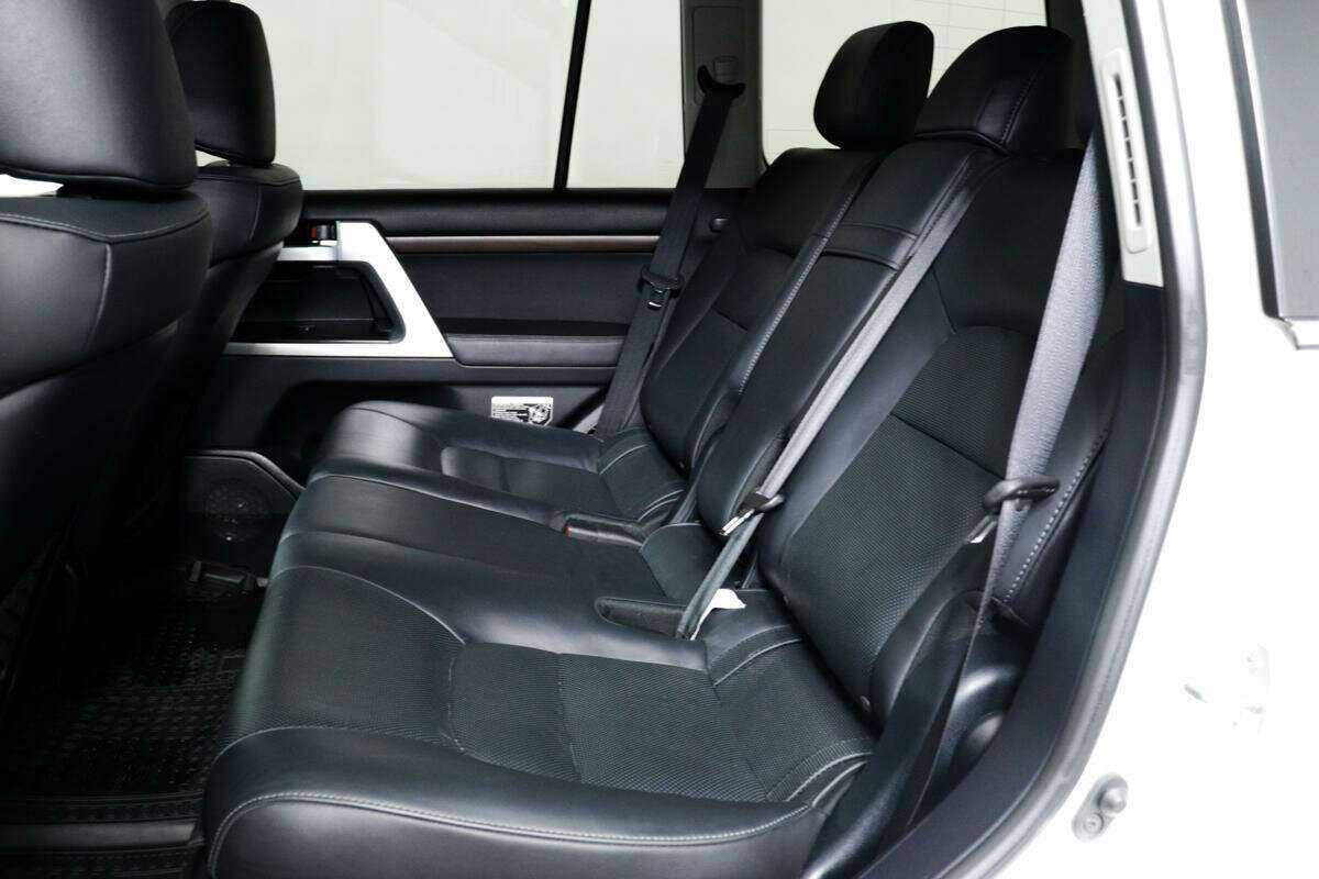 Купить Toyota Land Cruiser, 2016, 132 991 км, фото №12