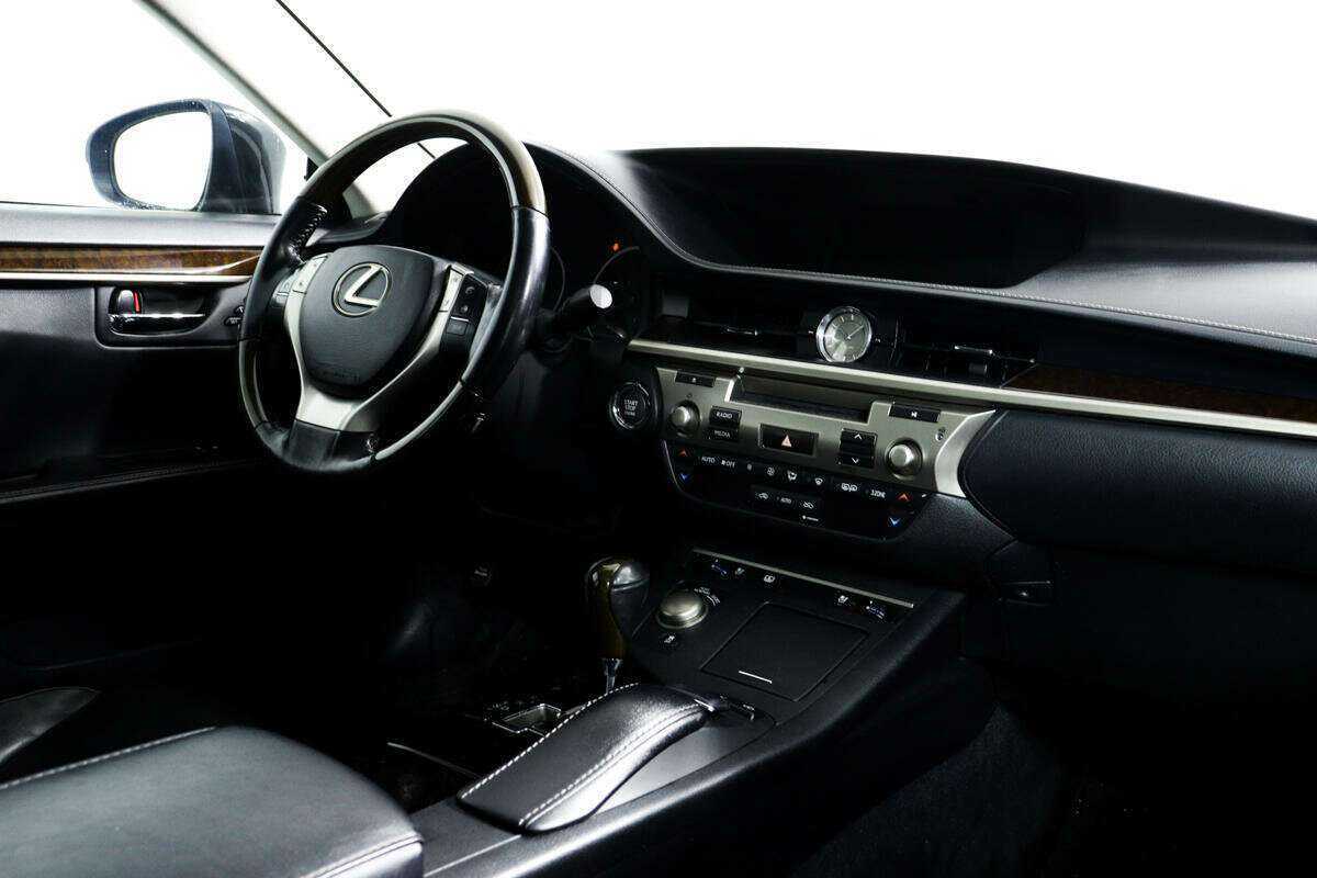 Купить Lexus ES 250, 2013, 145 161 км, фото №9