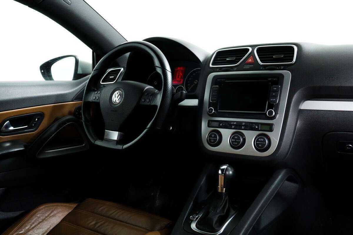 Купить Volkswagen Scirocco, 2009, 136 510 км, фото №9