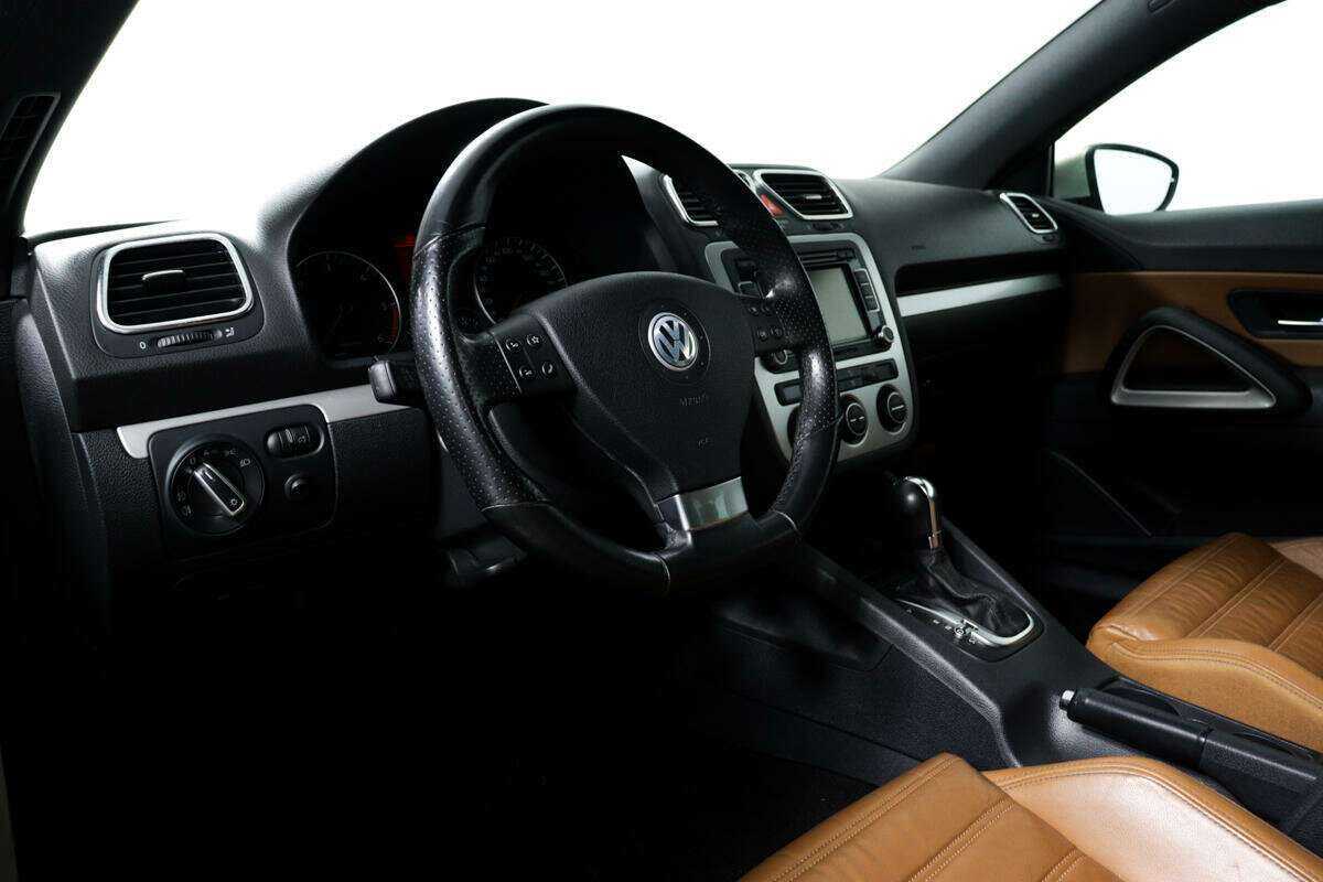Купить Volkswagen Scirocco, 2009, 136 510 км, фото №12