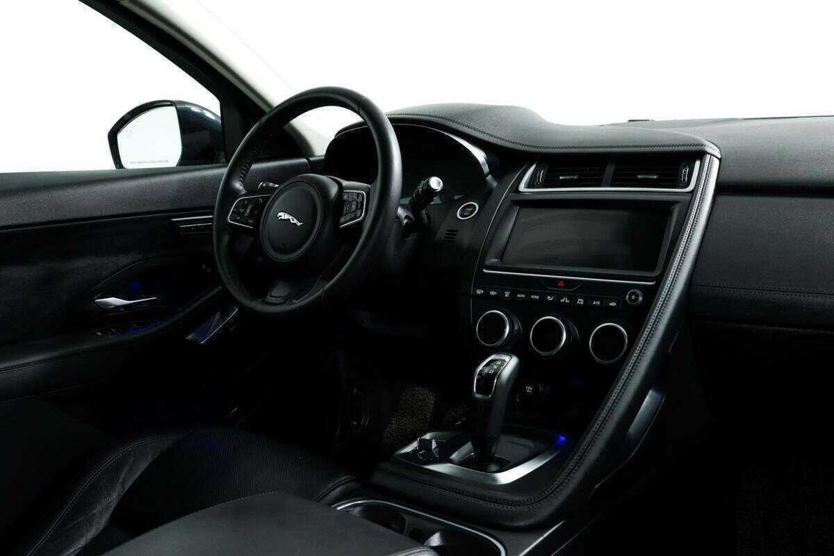 Купить Jaguar E-Pace, 2019, 57 312 км, фото №9