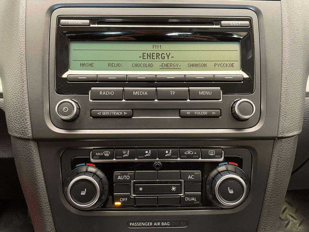 Купить Volkswagen Golf, 2010, 81 781 км, фото №16