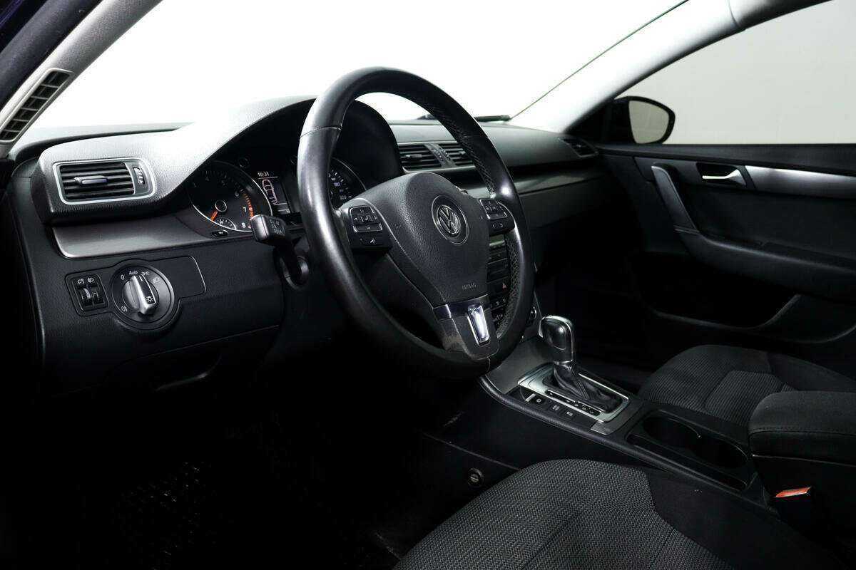 Купить Volkswagen Passat, 2011, 160 554 км, фото №13
