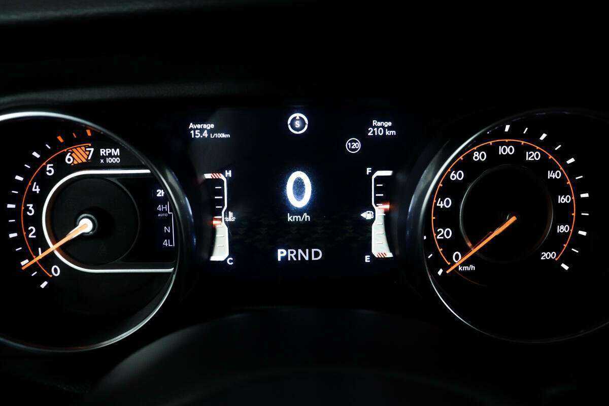 Купить Jeep Wrangler, 2018, 66 350 км, фото №9