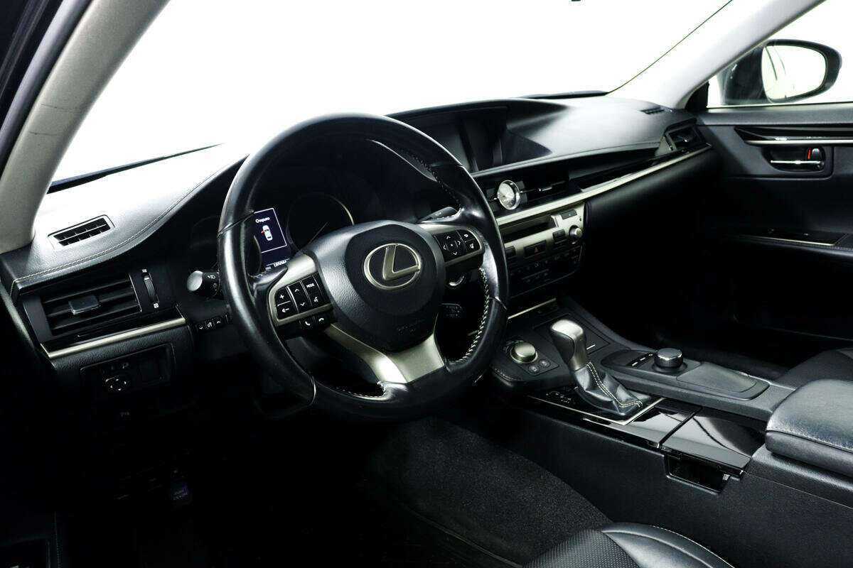 Купить Lexus ES 200, 2016, 185 085 км, фото №13