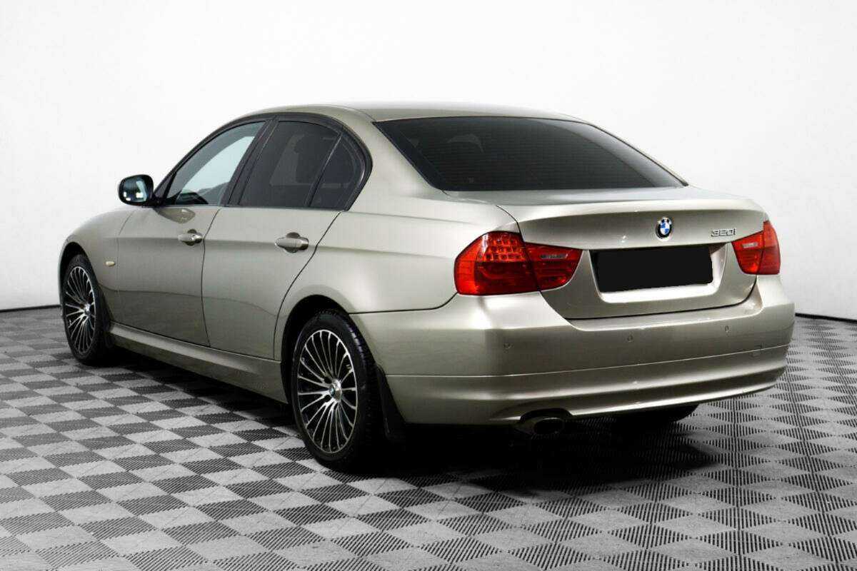 Купить BMW 3 серии 320i, 2010, 262 734 км, фото №7