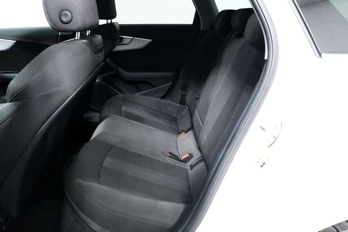 Купить Audi A4, 2017, 128 532 км, фото №12