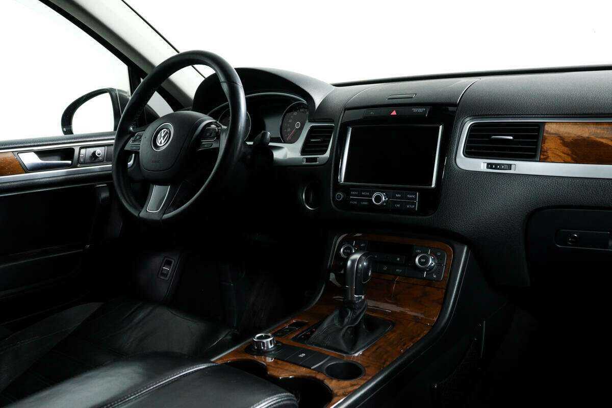 Купить Volkswagen Touareg, 2011, 237 452 км, фото №9