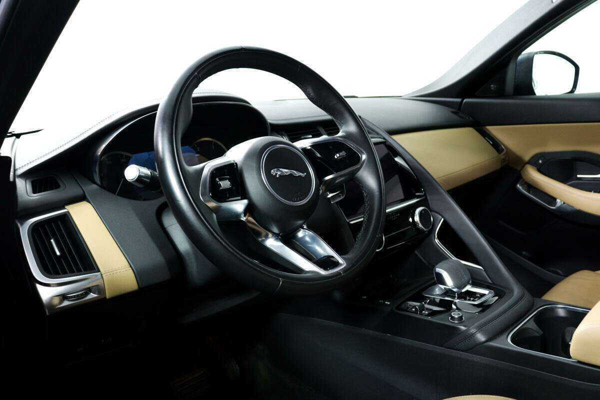 Купить Jaguar E-Pace, 2022, 55 958 км, фото №13