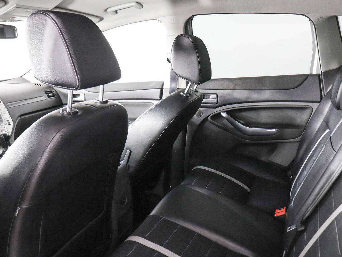 Купить Ford Kuga, 2012, 207 213 км, фото №12
