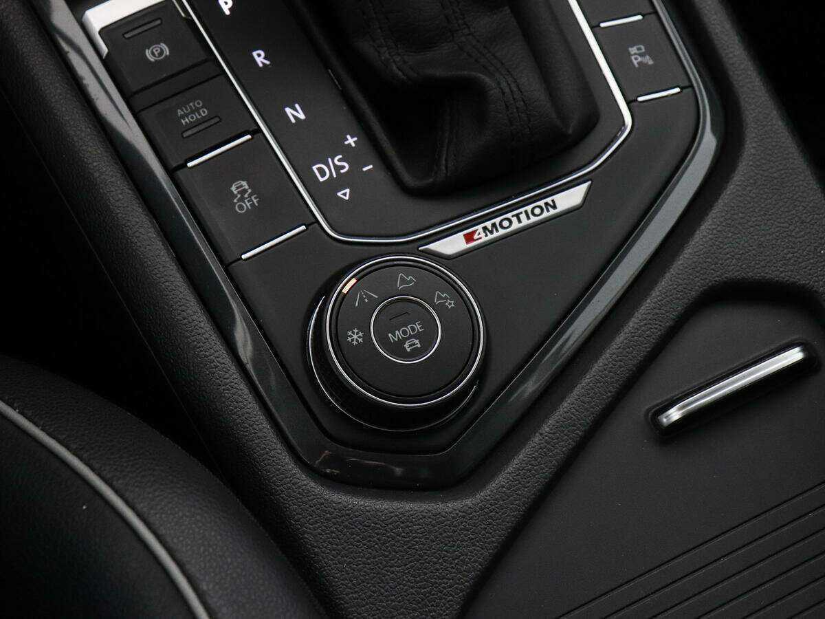 Купить Volkswagen Tiguan, 2017, 103 400 км, фото №15