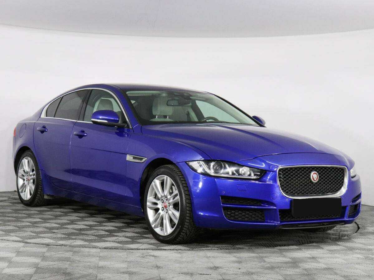 Jaguar XE