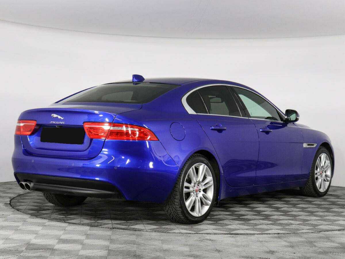 Купить Jaguar XE, 2016, 142 000 км, фото №4