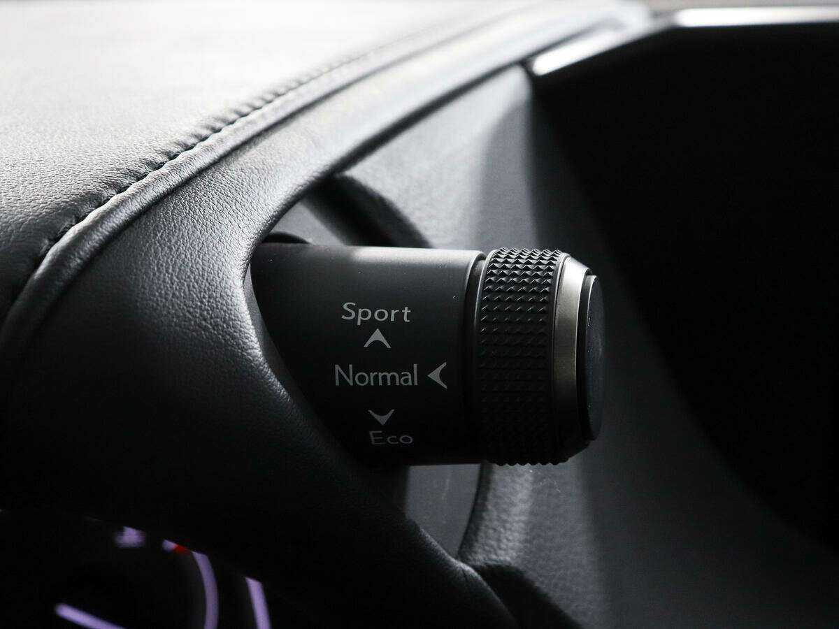 Купить Lexus ES 250, 2019, 71 650 км, фото №16