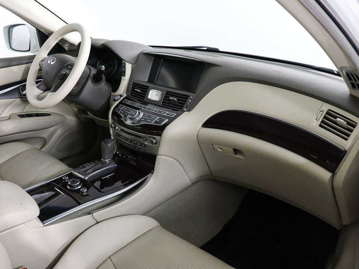 Купить Infiniti M37, 2011, 208 073 км, фото №10