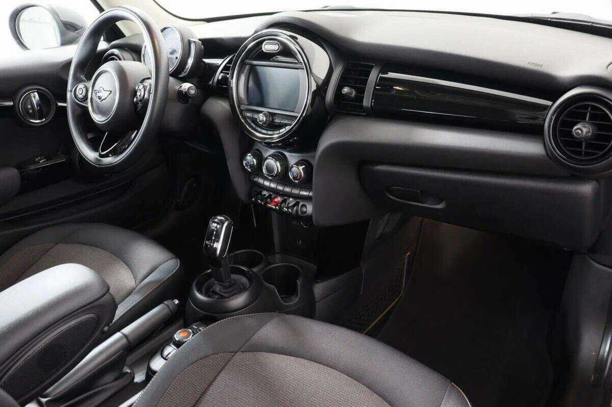 Купить Mini Hatch Cooper, 2018, 56 435 км, фото №9