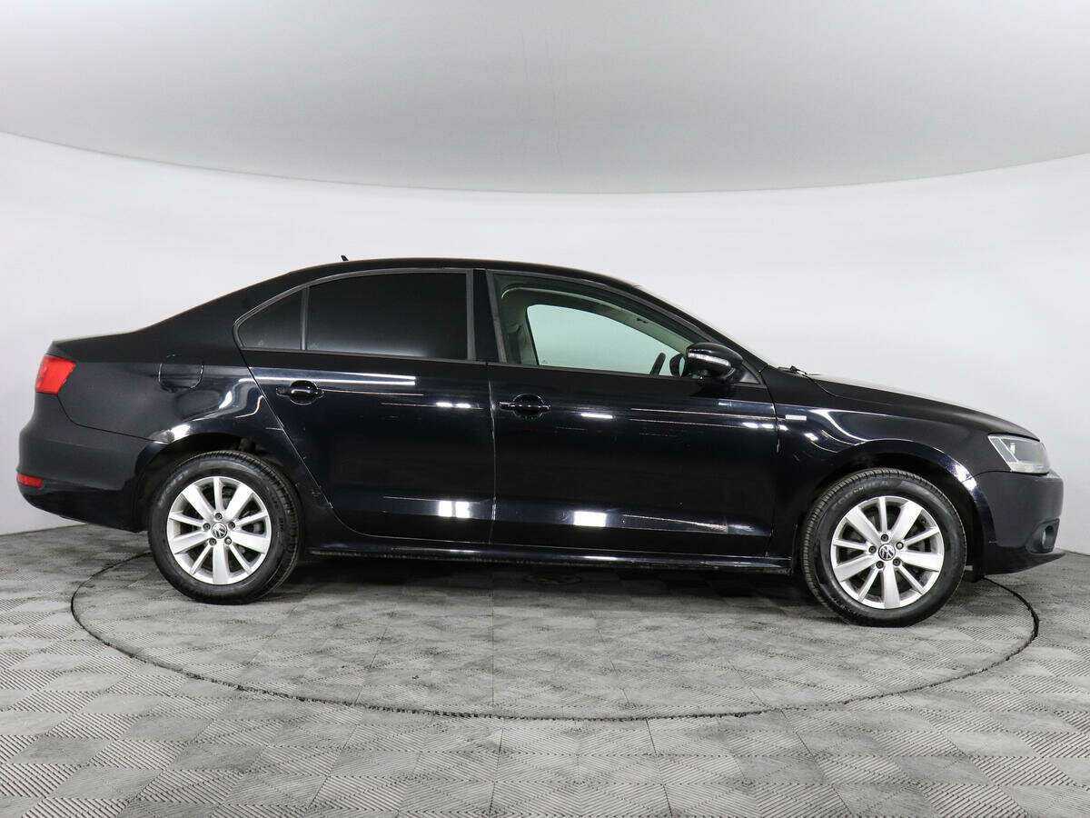 Купить Volkswagen Jetta, 2013, 127 564 км, фото №4