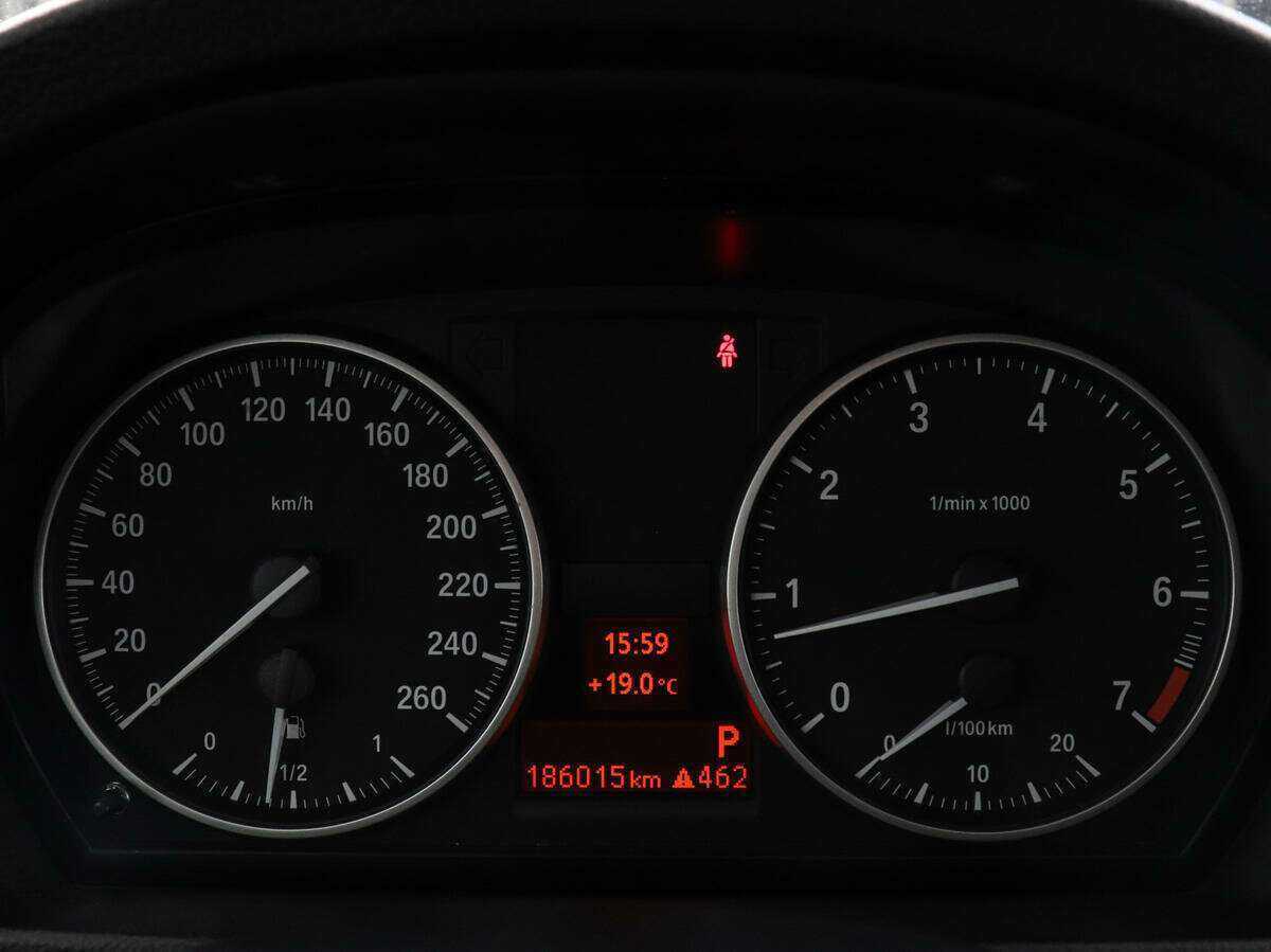 Купить BMW 3 серии 318i, 2011, 186 013 км, фото №7