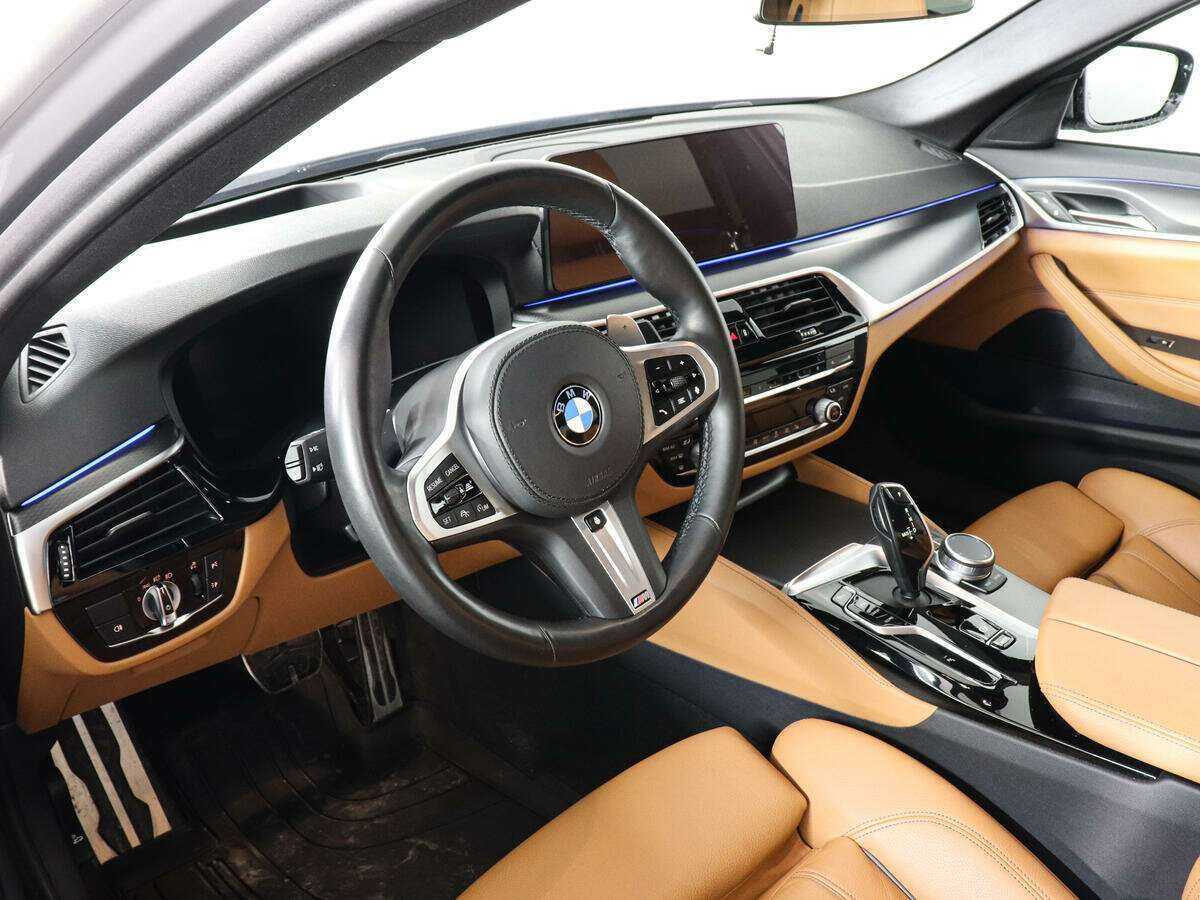 Купить BMW 5 серии 530i xDrive, 2021, 47 042 км, фото №8