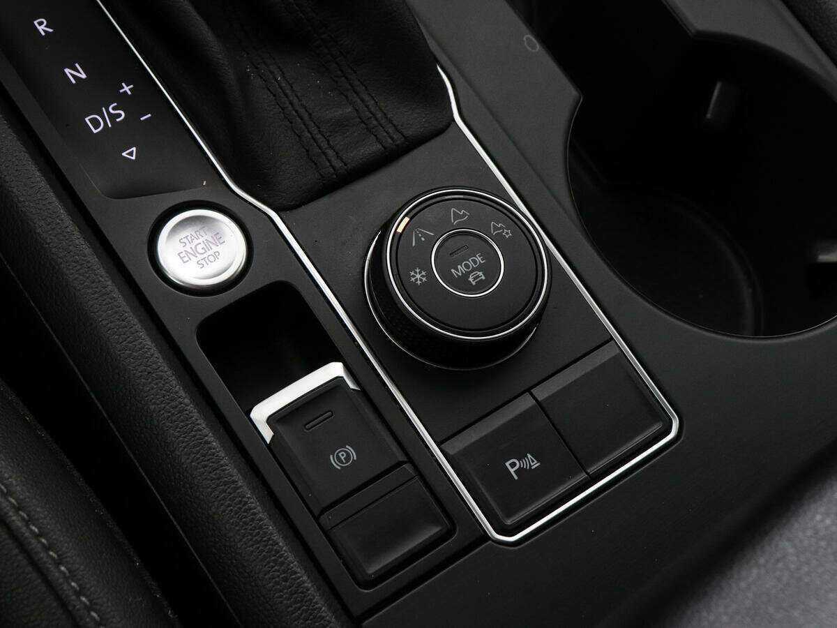 Купить Volkswagen Teramont, 2018, 121 185 км, фото №14