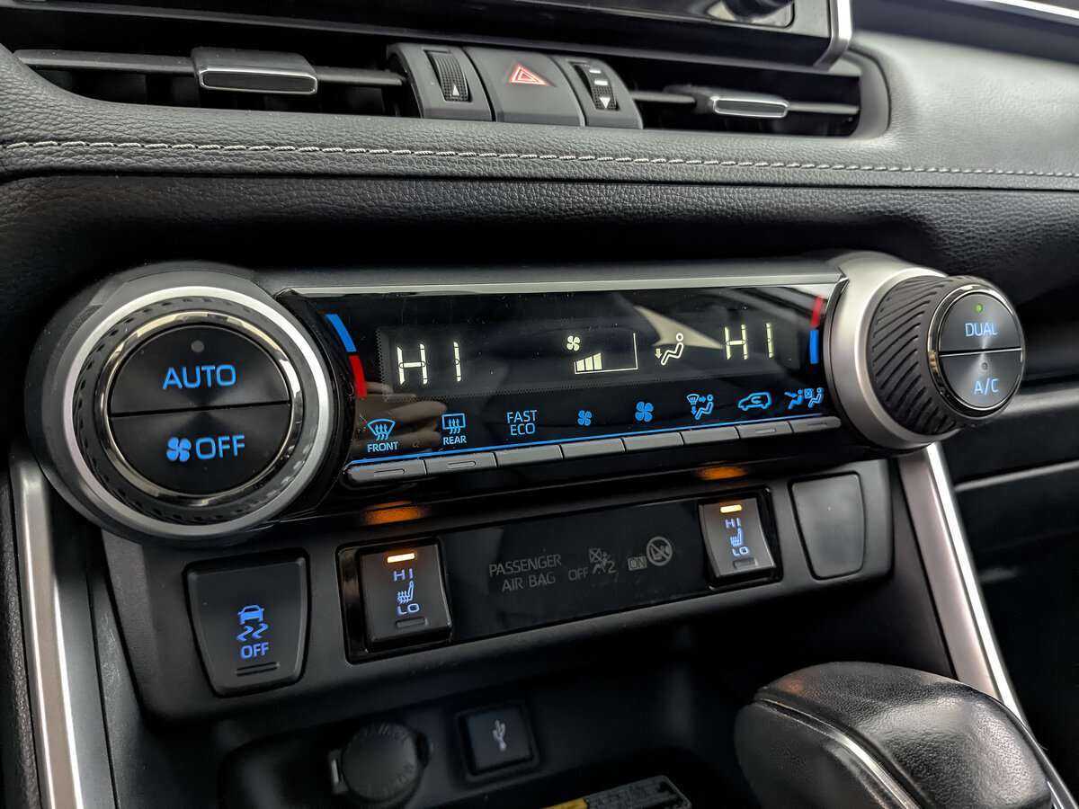 Купить Toyota RAV4, 2022, 40 168 км, фото №19