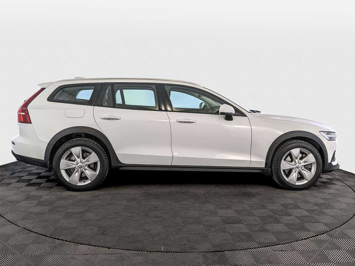 Купить Volvo V60 Cross Country, 2021, 24 957 км, фото №4