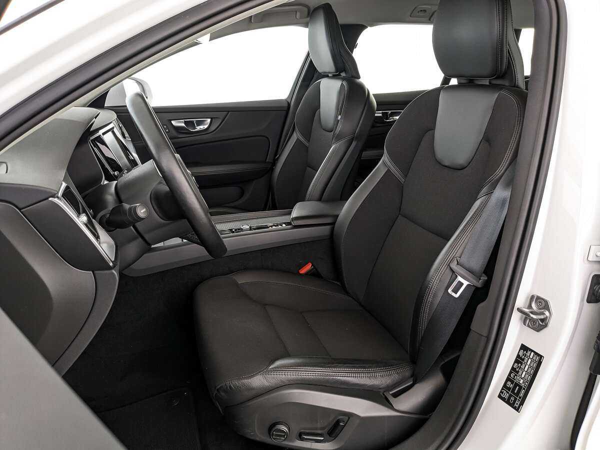 Купить Volvo V60 Cross Country, 2021, 24 957 км, фото №15