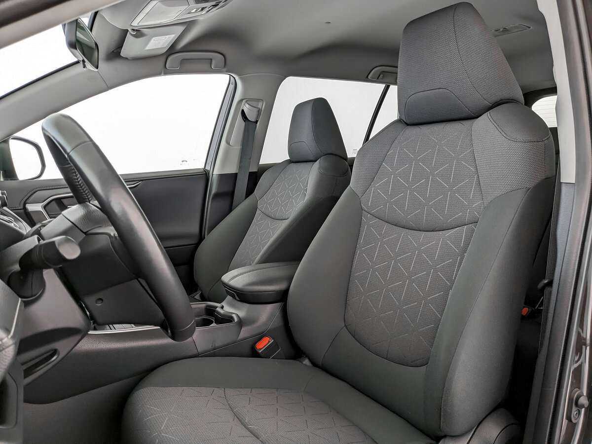 Купить Toyota RAV4, 2020, 60 221 км, фото №16