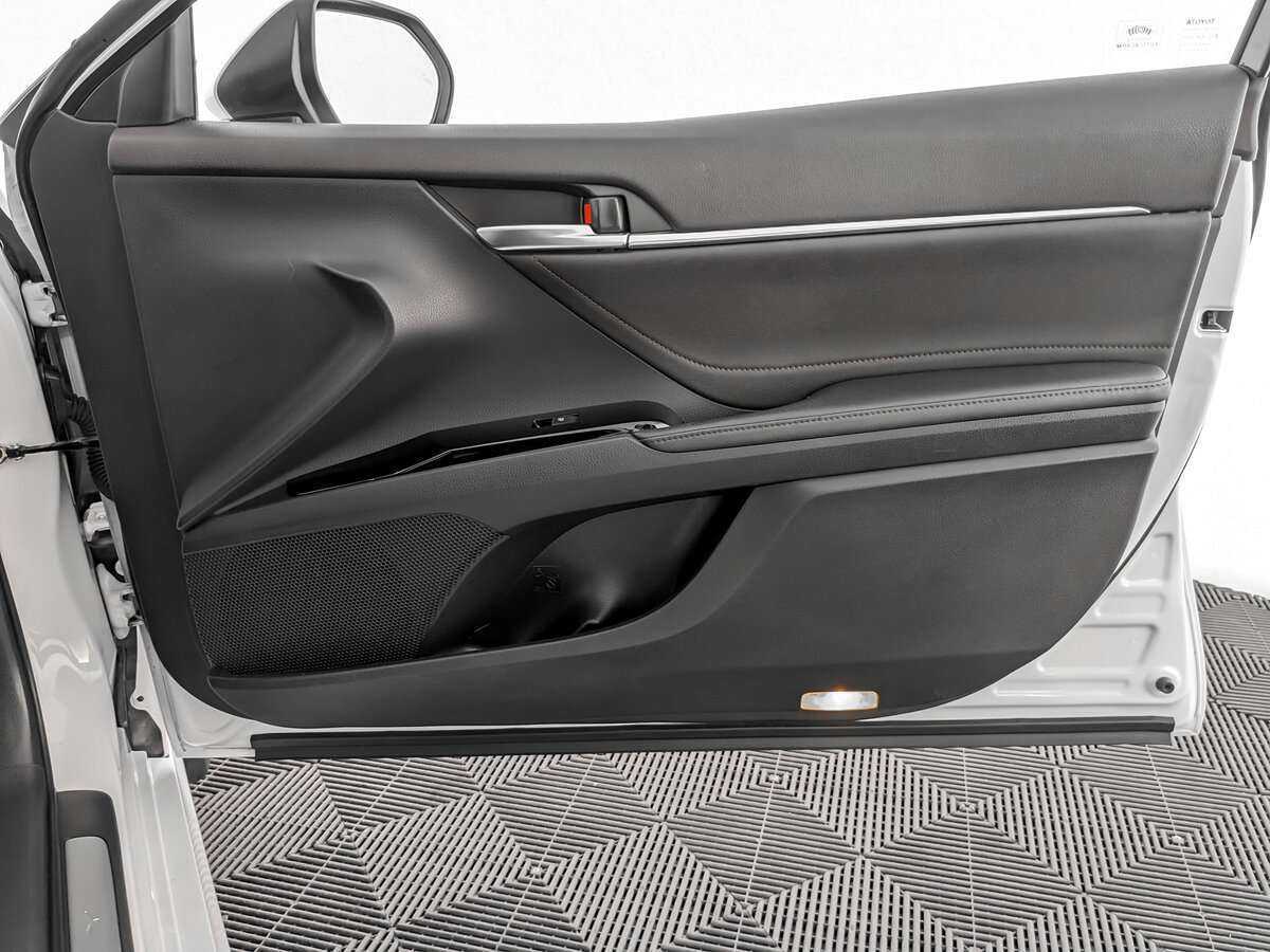 Купить Toyota Camry, 2021, 67 332 км, фото №20