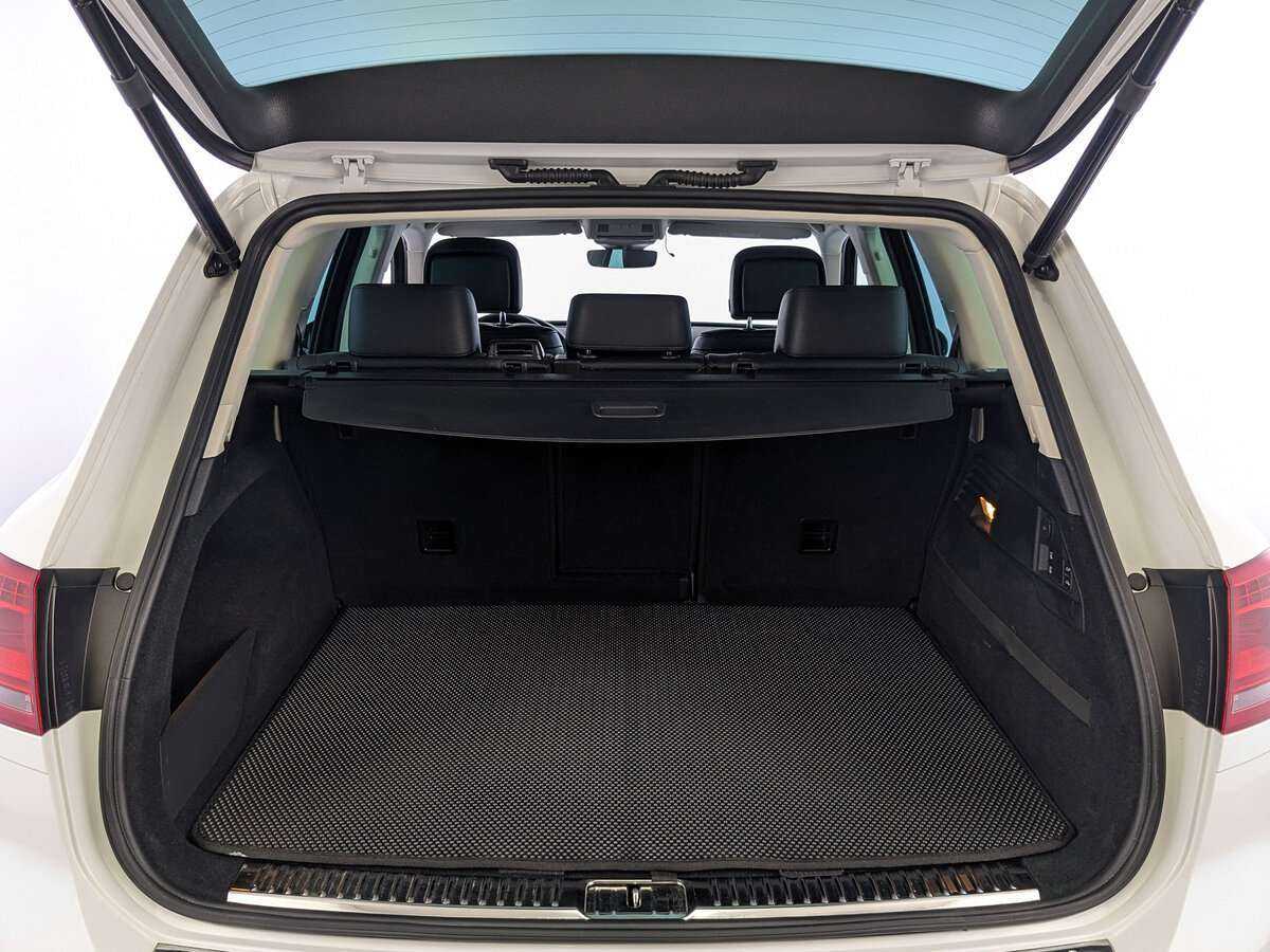 Купить Volkswagen Touareg, 2017, 111 483 км, фото №10