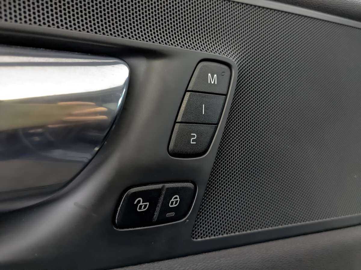 Купить Volvo XC60, 2019, 68 500 км, фото №22