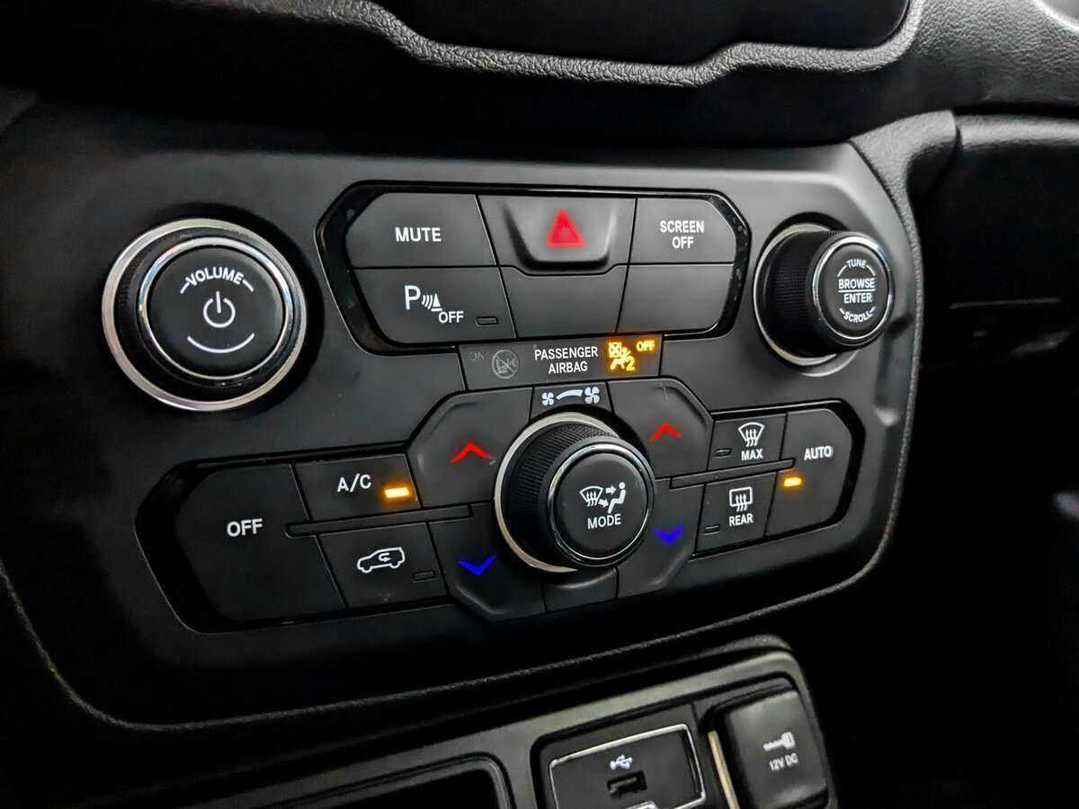 Купить Jeep Renegade, 2018, 88 104 км, фото №20