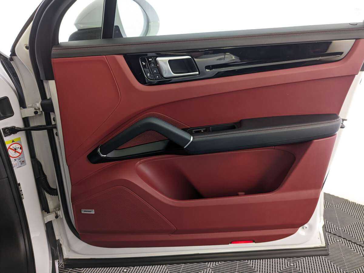 Купить Porsche Cayenne, 2018, 91 841 км, фото №21