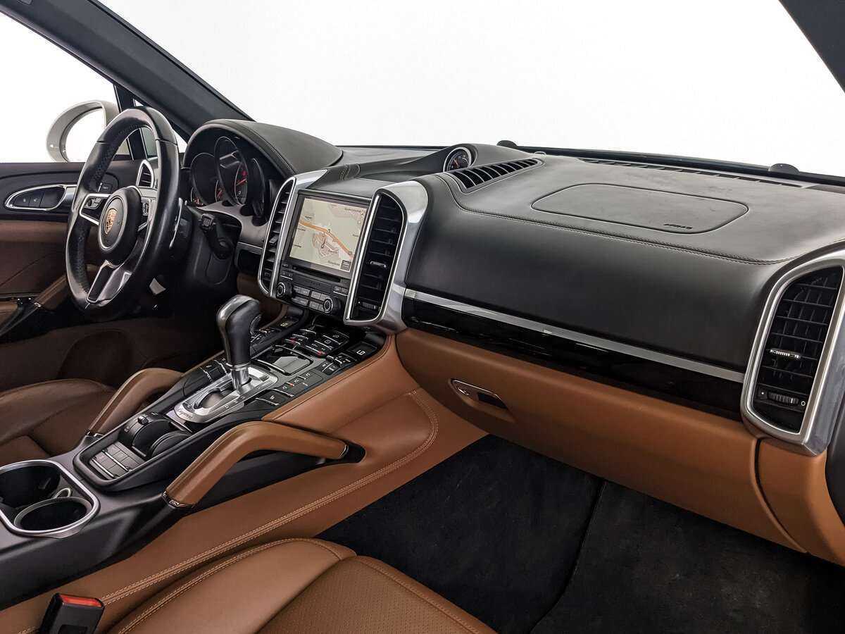 Купить Porsche Cayenne, 2016, 77 190 км, фото №9
