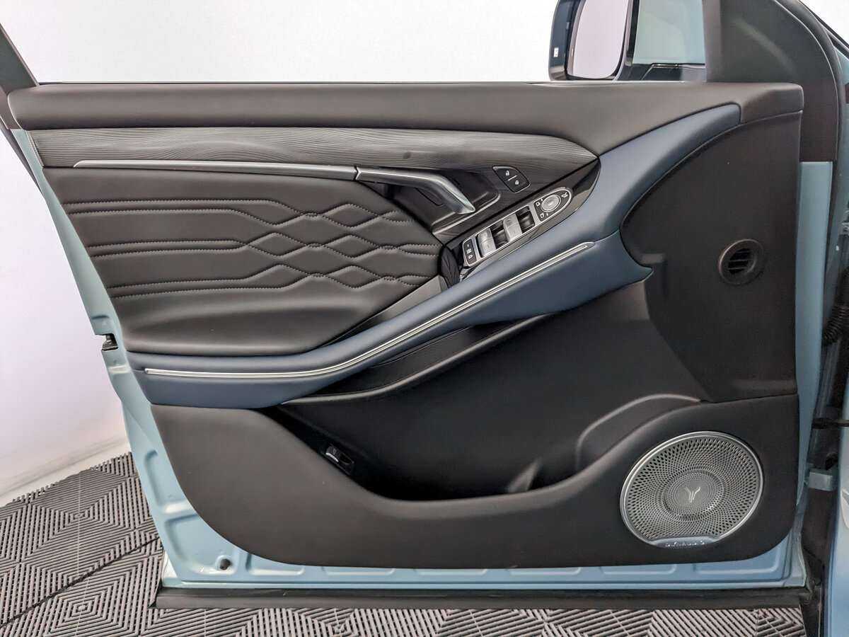 Купить Voyah Free EVR, 2022, 36 845 км, фото №15