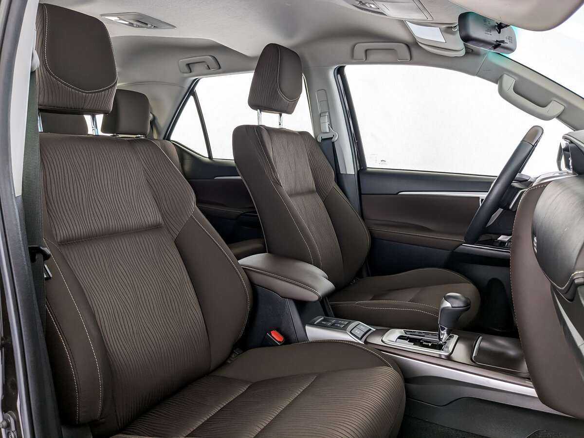 Купить Toyota Fortuner, 2018, 57 388 км, фото №19