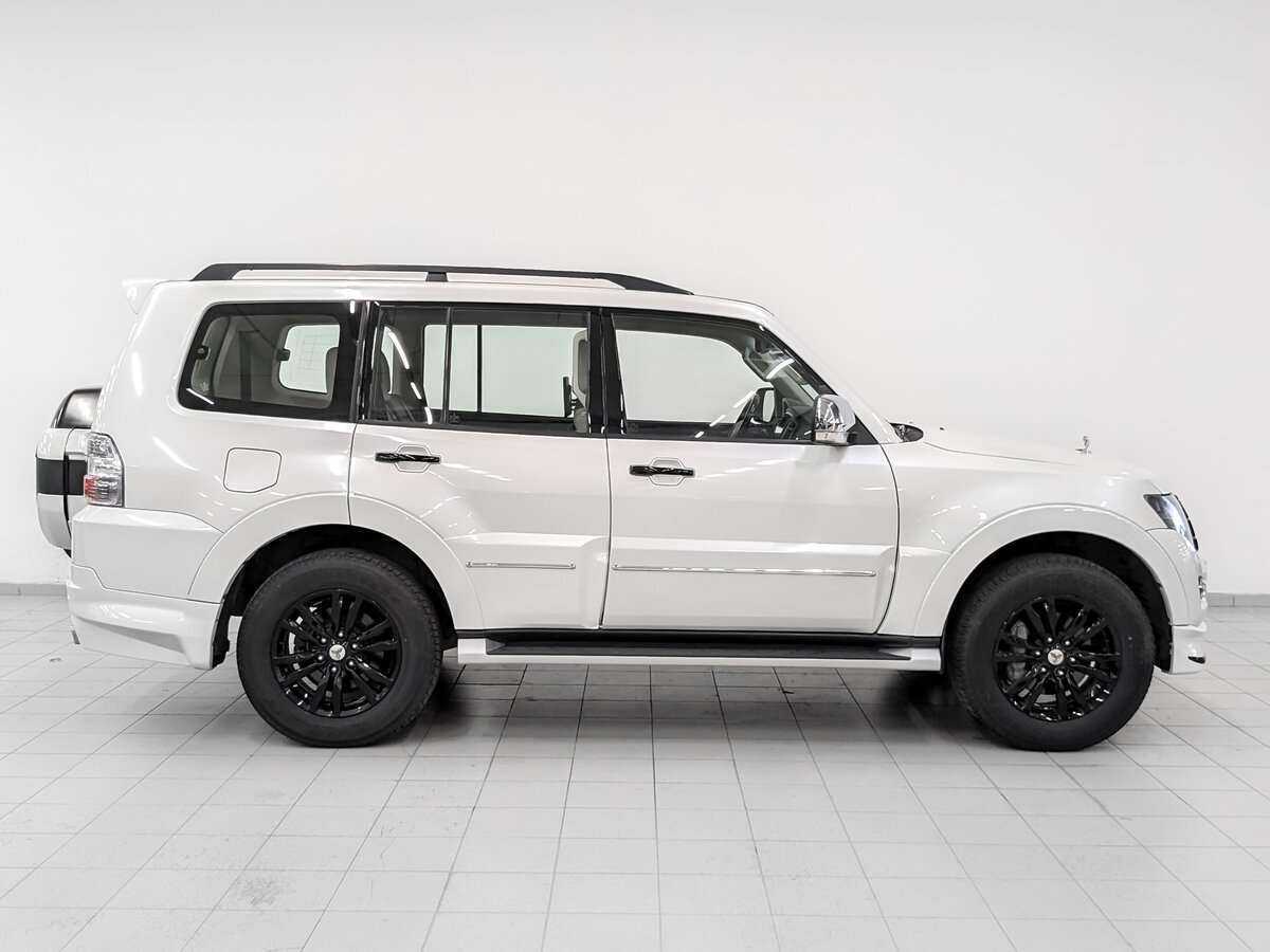 Купить Mitsubishi Pajero, 2019, 12 545 км, фото №4