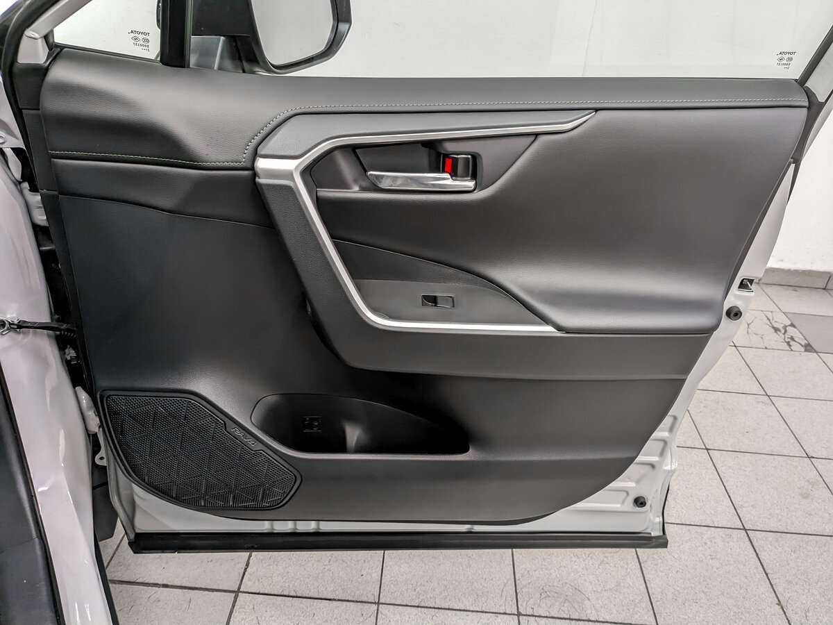 Купить Toyota RAV4, 2022, 13 510 км, фото №20