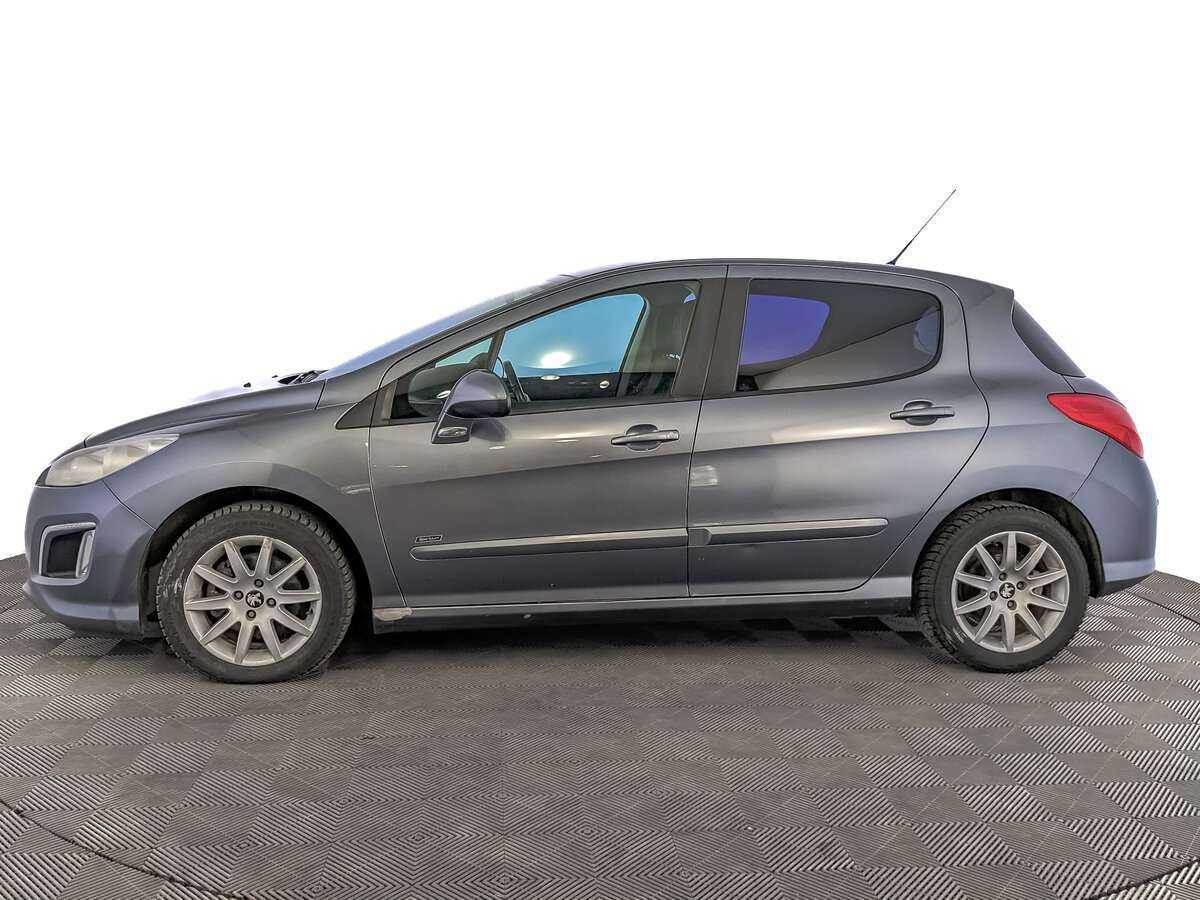 Купить Peugeot 308, 2011, 114 000 км, фото №8
