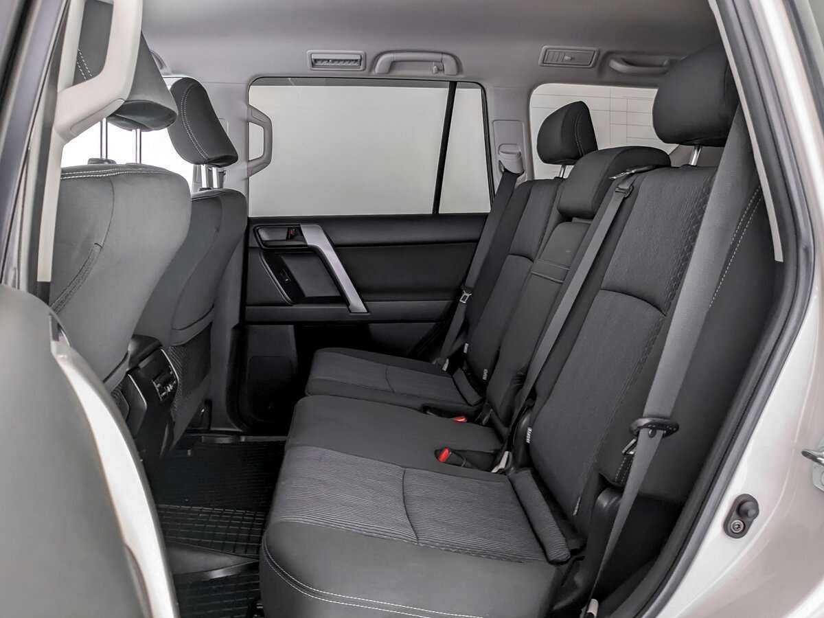 Купить Toyota Land Cruiser Prado, 2019, 74 000 км, фото №10