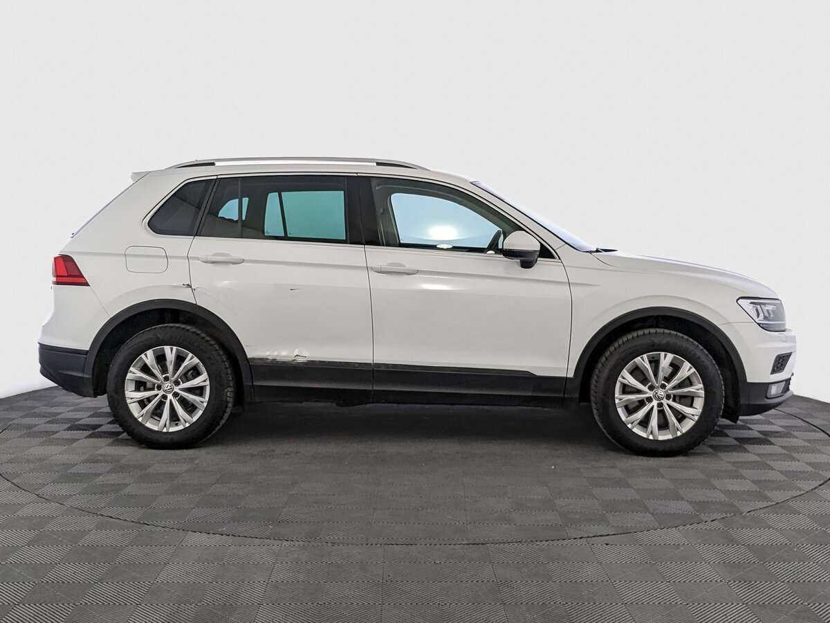 Купить Volkswagen Tiguan, 2018, 133 758 км, фото №4