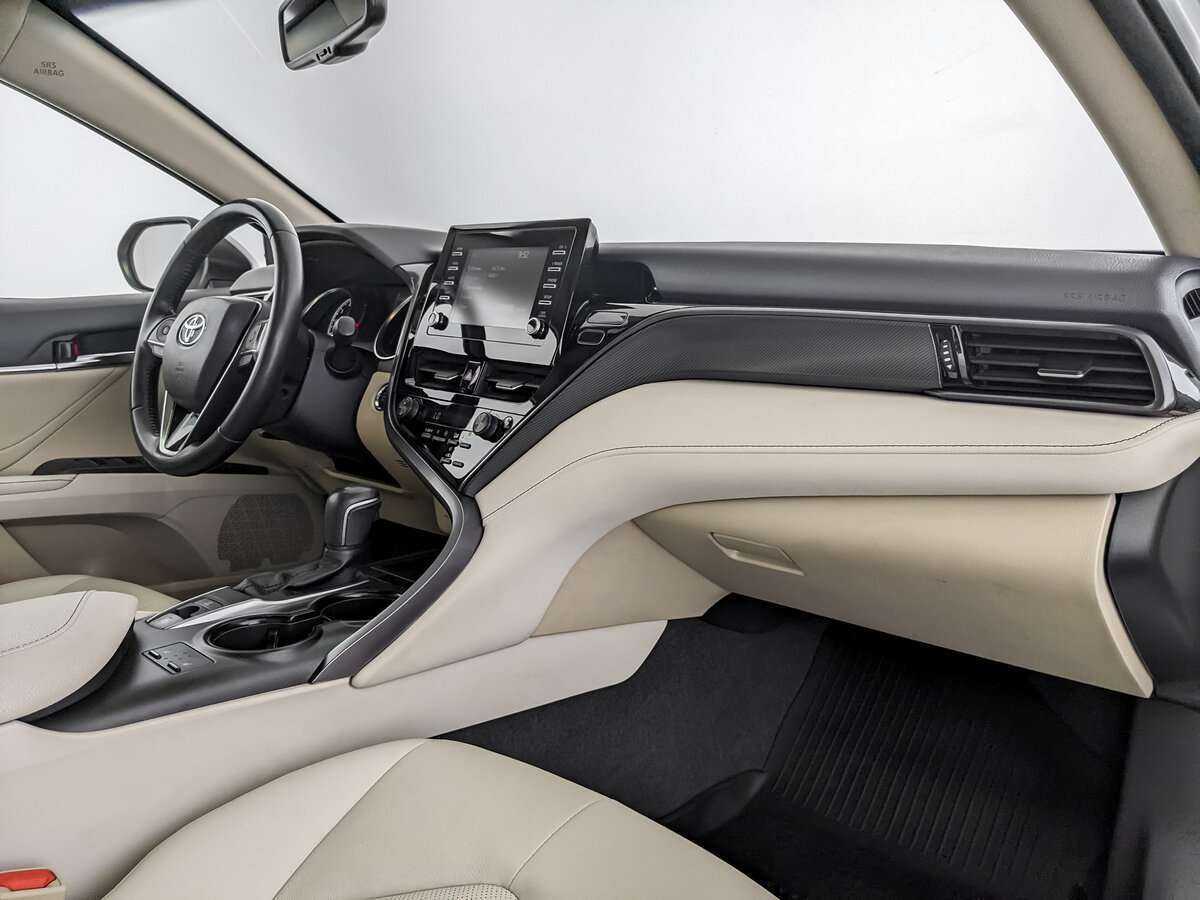 Купить Toyota Camry, 2021, 85 000 км, фото №9