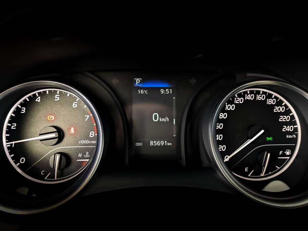 Купить Toyota Camry, 2021, 85 000 км, фото №11