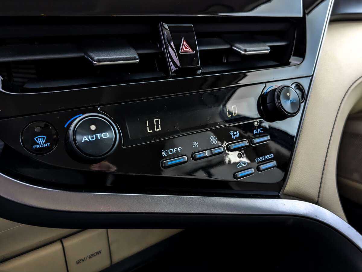 Купить Toyota Camry, 2021, 85 000 км, фото №22