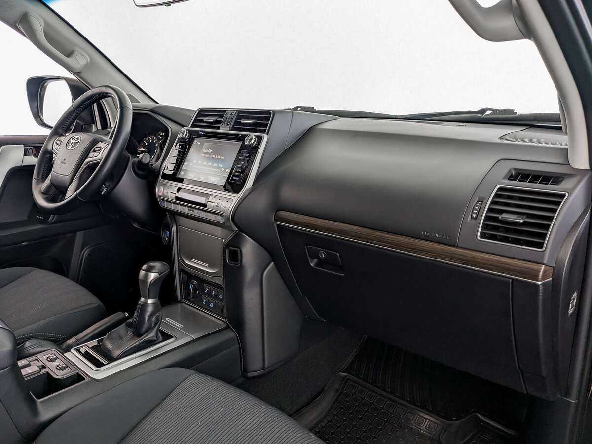 Купить Toyota Land Cruiser Prado, 2018, 98 035 км, фото №9