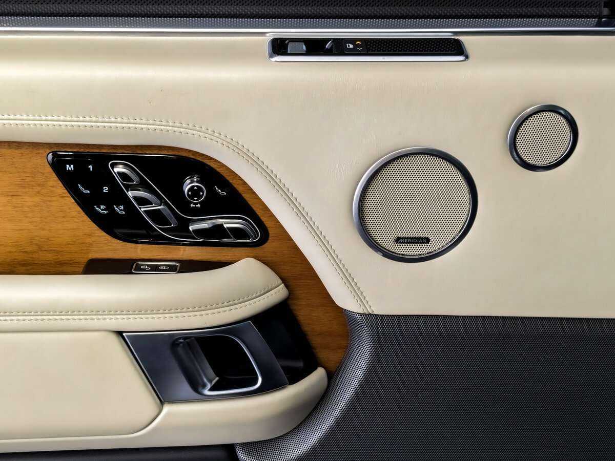 Купить Land Rover Range Rover Long, 2018, 160 248 км, фото №22