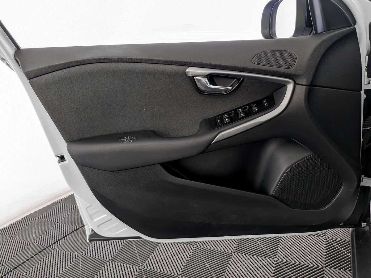 Купить Volvo V40 Cross Country, 2014, 174 959 км, фото №15