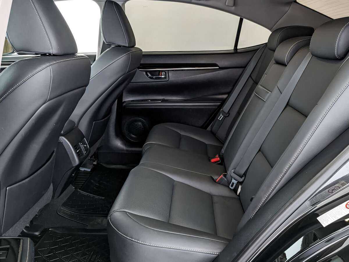 Купить Lexus ES 200, 2018, 80 050 км, фото №14